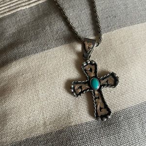 Hy-O Silver turquoise stone necklace